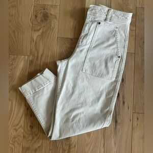 GAP High Waisted Cream/Beige Cotton Barrel Khaki Pants - Size 8
